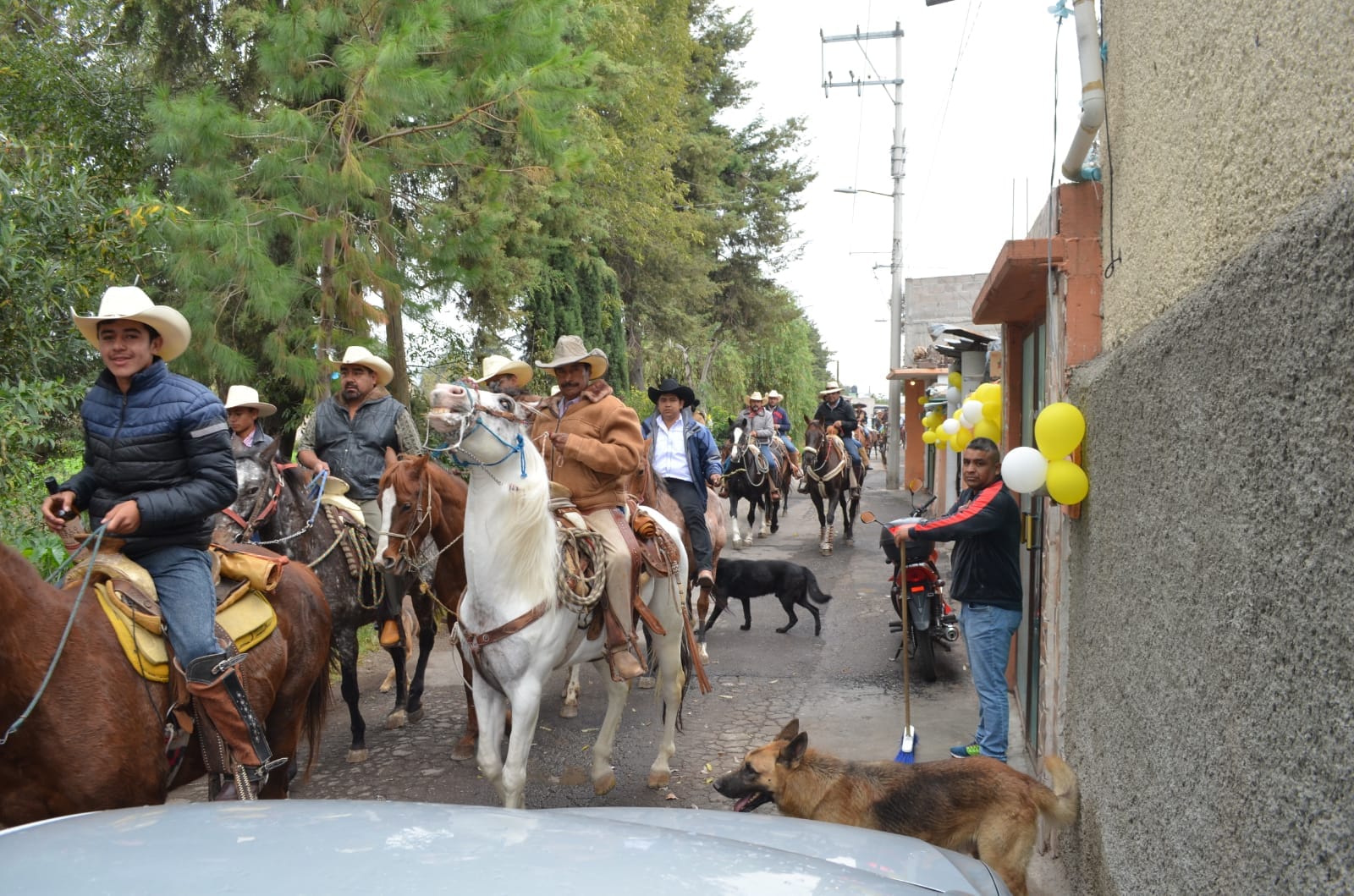 1668973939 27 Este dia tuvo lugar la Cabalgata Teotihuacan 2022 en conmemoracion