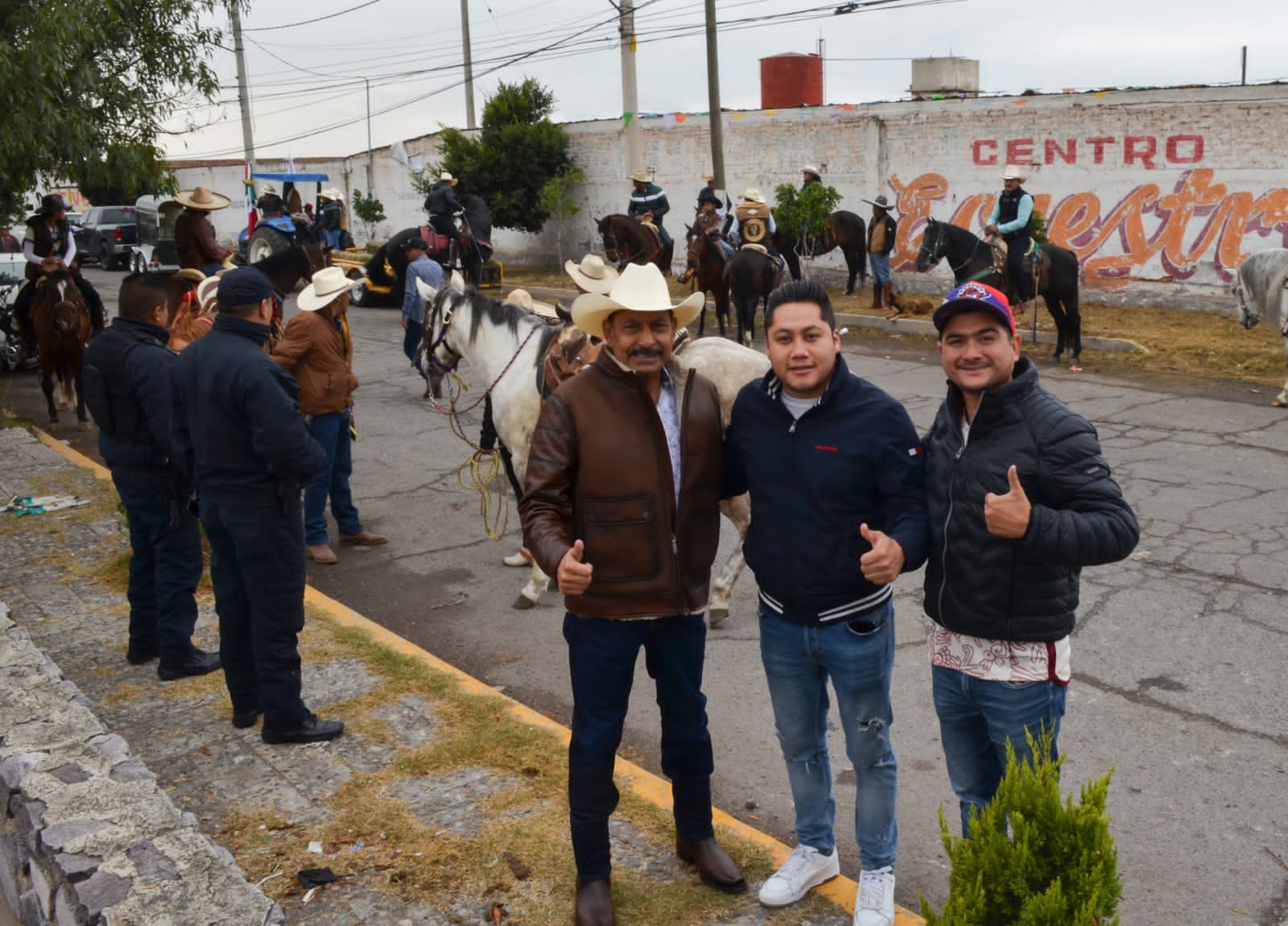 1668973950 Este dia tuvo lugar la Cabalgata Teotihuacan 2022 en conmemoracion