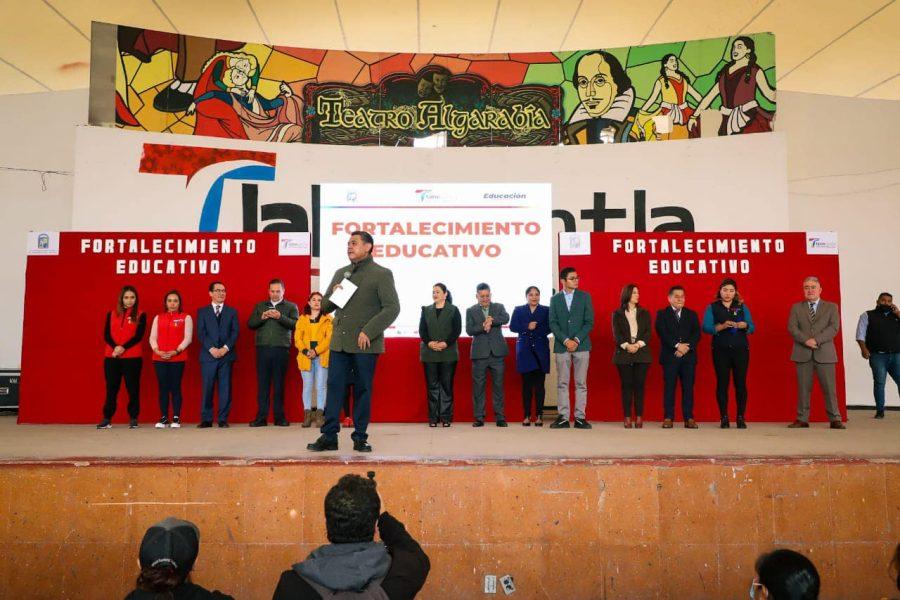 1669156638 En Tlalnepantla continuamos fortaleciendo la educacion por ello nuestro Presid