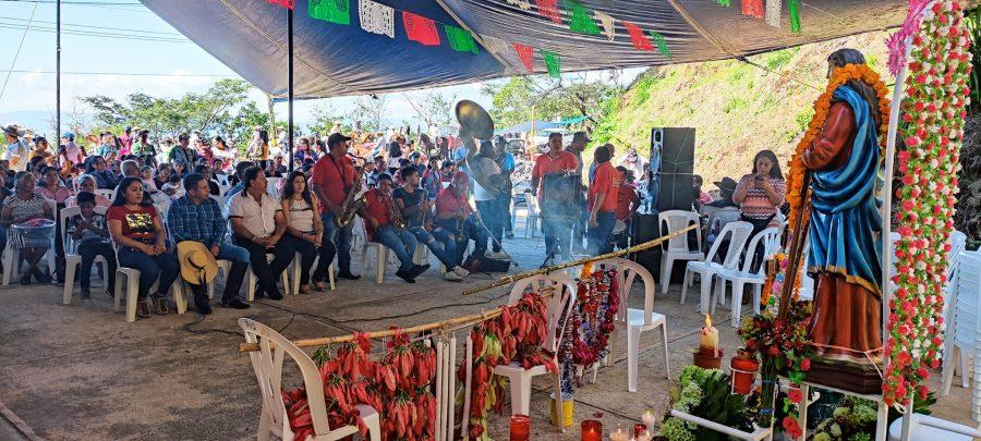 1669159646 810 Ante la presencia de cientos de caballerangos el Presidente Municipal