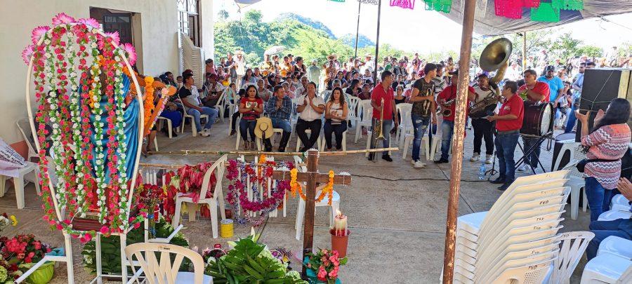 1669159656 Ante la presencia de cientos de caballerangos el Presidente Municipal