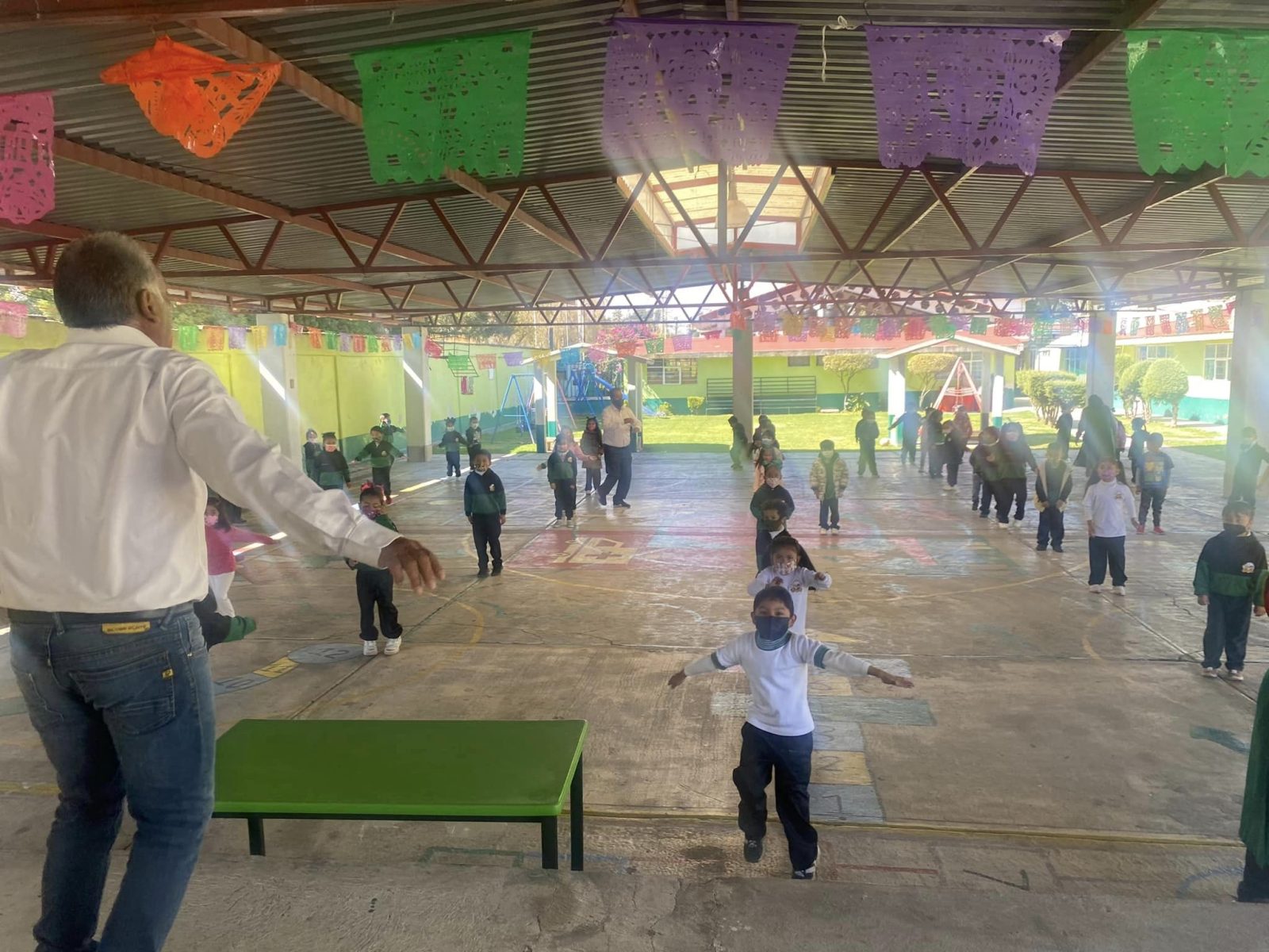 1669212976 198 Juegos Tradicionales en el Jardin de Ninos Teceltican los pequenos