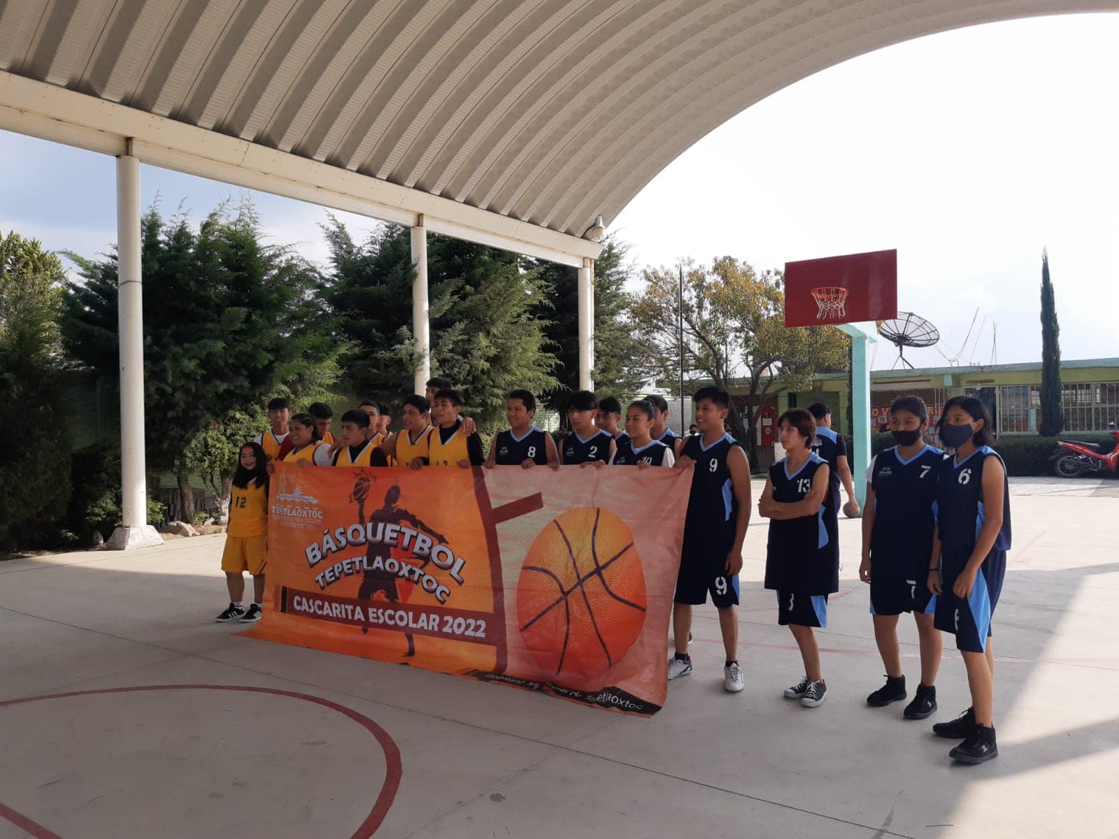 1669234039 Continuan los partidos de Basquetbol Tepetlaoxtoc en la