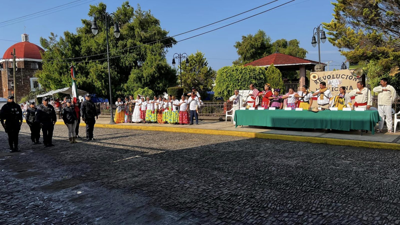 1669239156 En conmemoracion por el 112 aniversario de la Revolucion