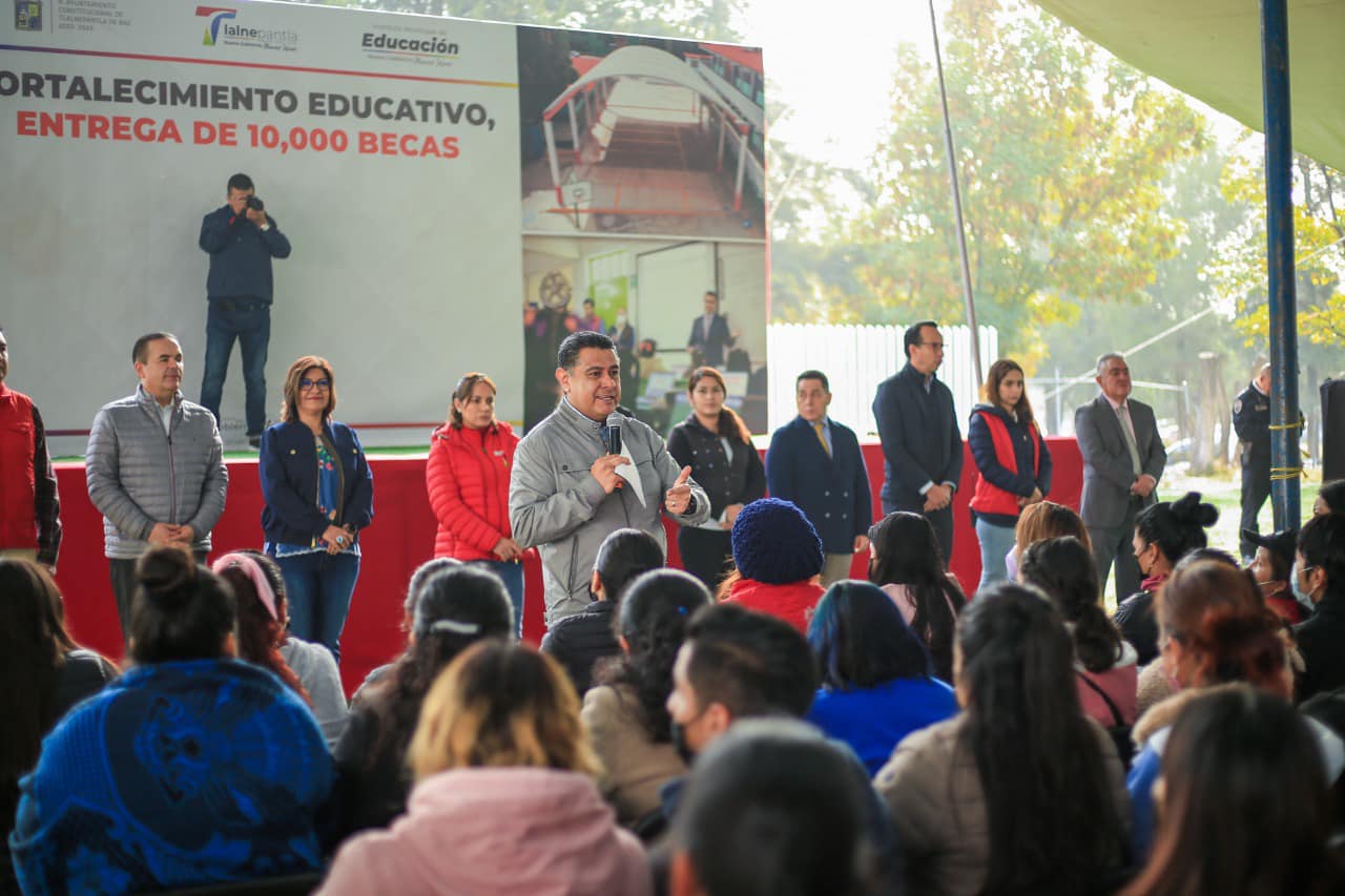 1669241370 Esta manana nuestro Presidente Municipal Tony Rodriguez visito la Zona