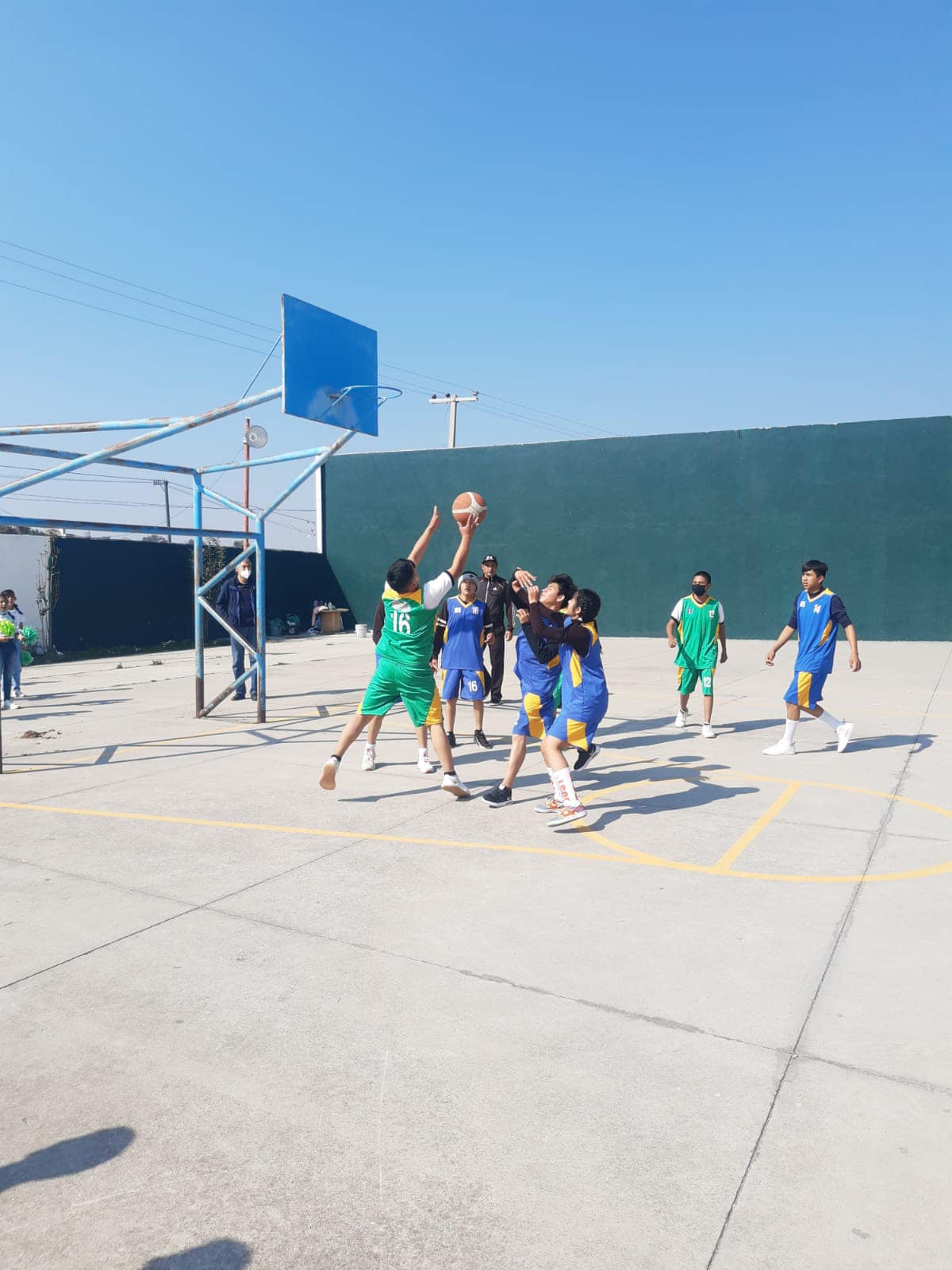 1669241492 461 Continuan los partidos de Basquetbol Tepetlaoxtoc en la