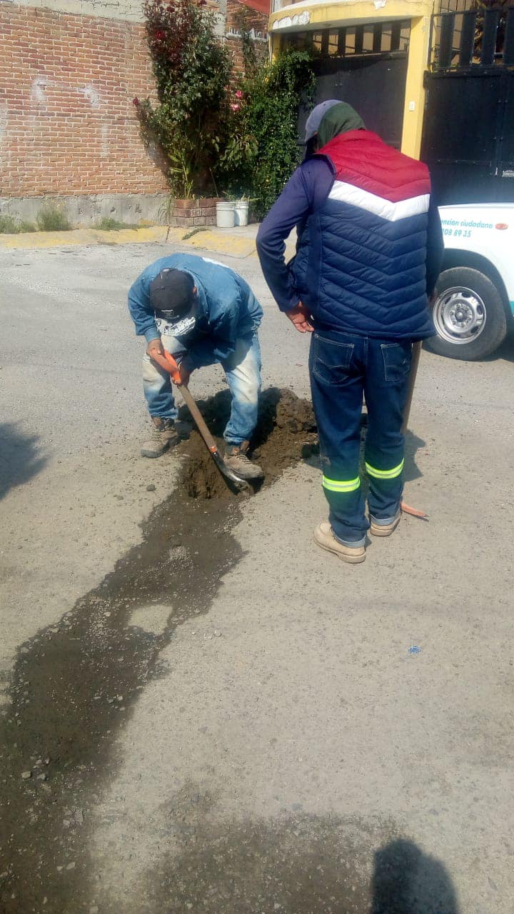 1669242570 854 Damos atencion inmediata al desperdicio de agua en la via