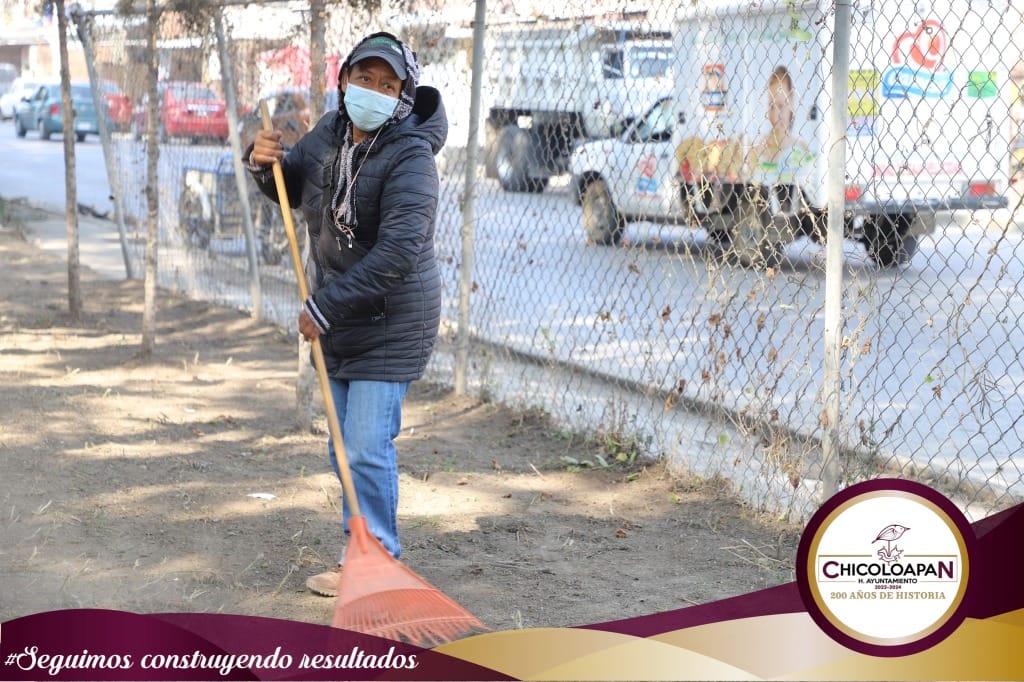 1669294409 438 Personal de la Coordinacion de Parques y Jardines continua con