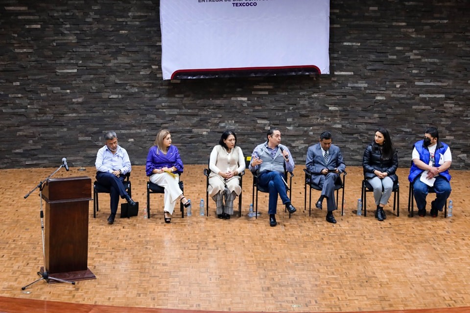 1669329348 266 Miembros del Ayuntamiento de Texcoco estuvieron presentes en la entrega