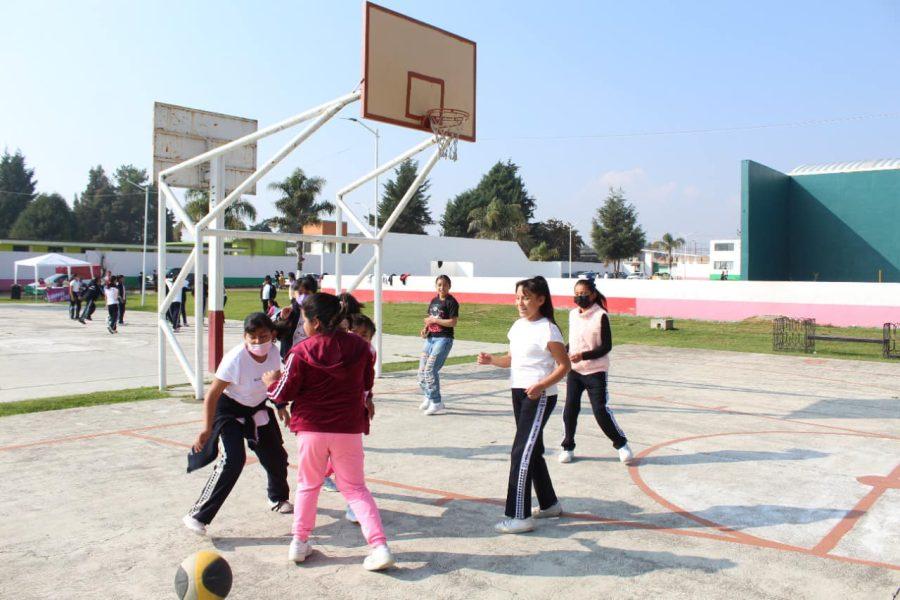 1669388274 109 Torneo Interescolar de Basquetbol y Futbol en la Unidad Deportiva