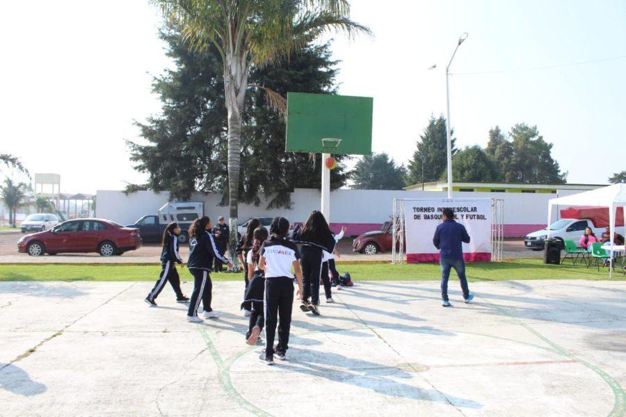 1669388275 27 Torneo Interescolar de Basquetbol y Futbol en la Unidad Deportiva