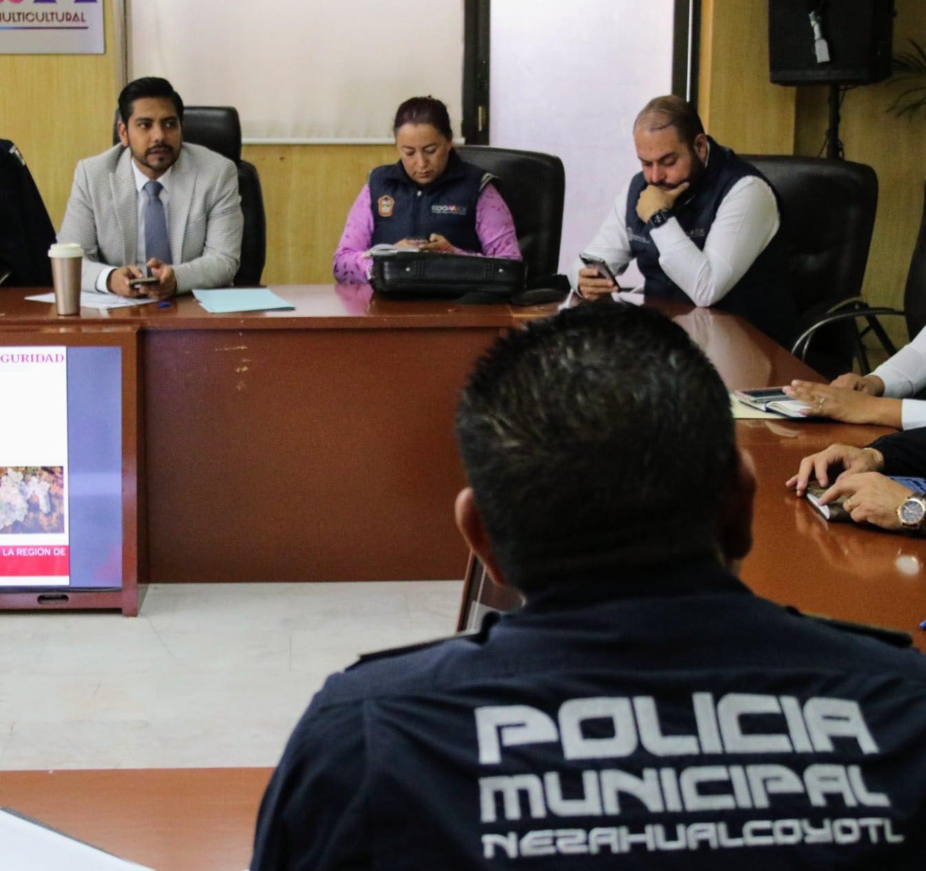 1669403315 Durante la mesa de construccion de paz y seguridad en