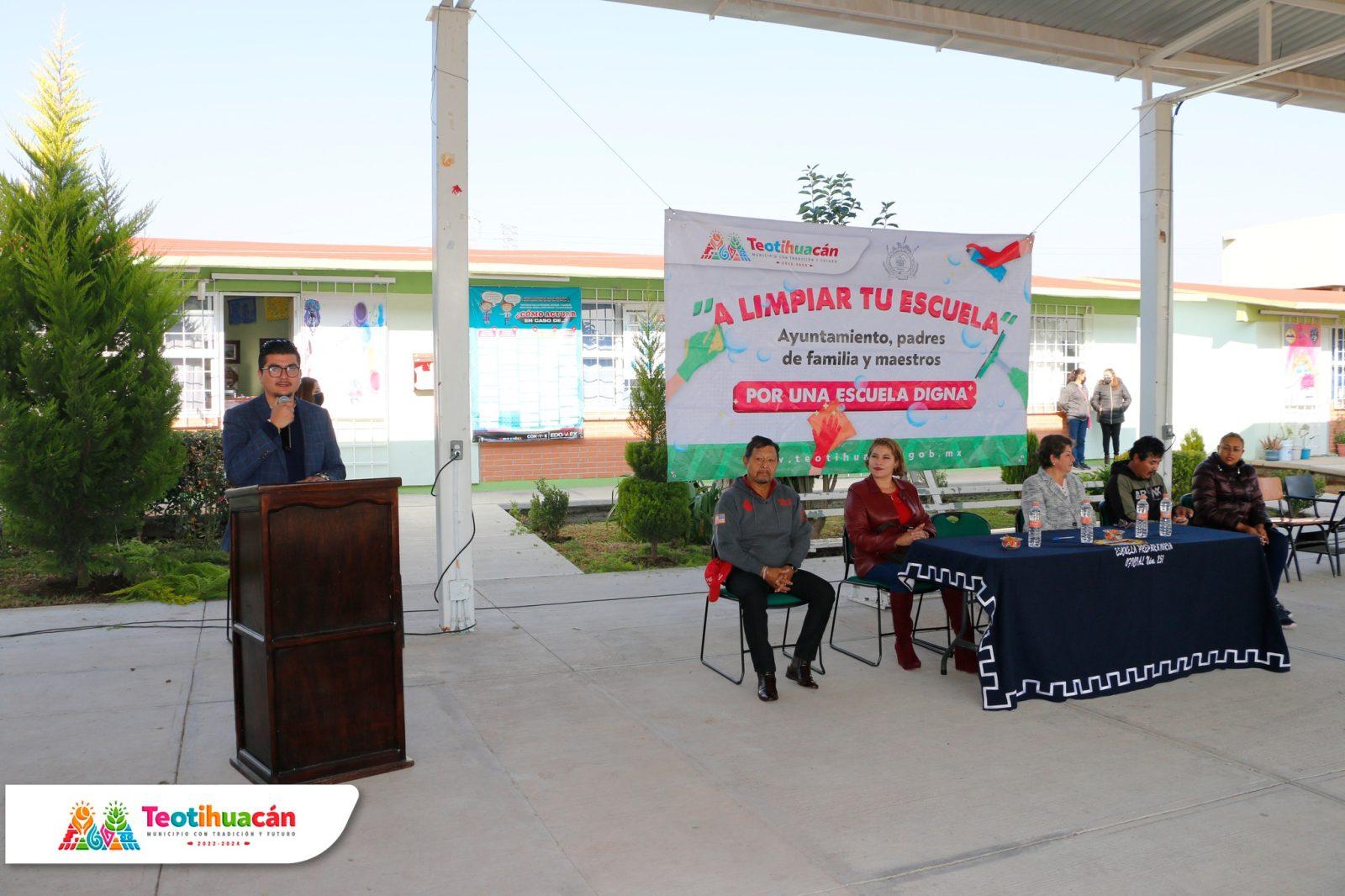 1669410315 368 Nuestro programa A Limpiar Tu Escuela estuvo presente esta dia