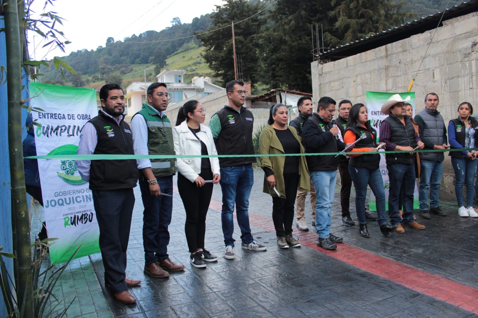 1669476400 451 ENTREGA DE OBRA DE PAVIMENTACION EN LA CABECERA MUNICIPAL