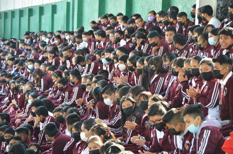 1669679707 402 GOBIERNO DE CHIMALHUACAN RECONOCE LABOR DE SECUNDARIA EL PIPILA EN