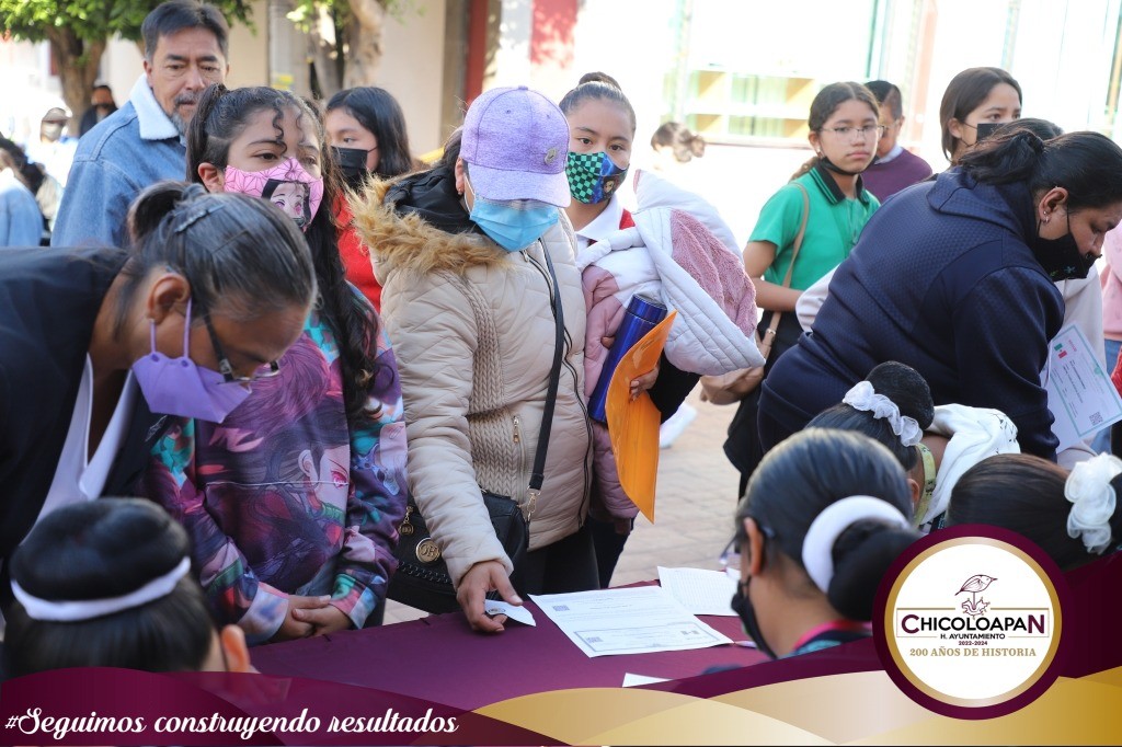 1669842319 Personal del ISEM se encuentra realizando la Jornada de Vacunacion