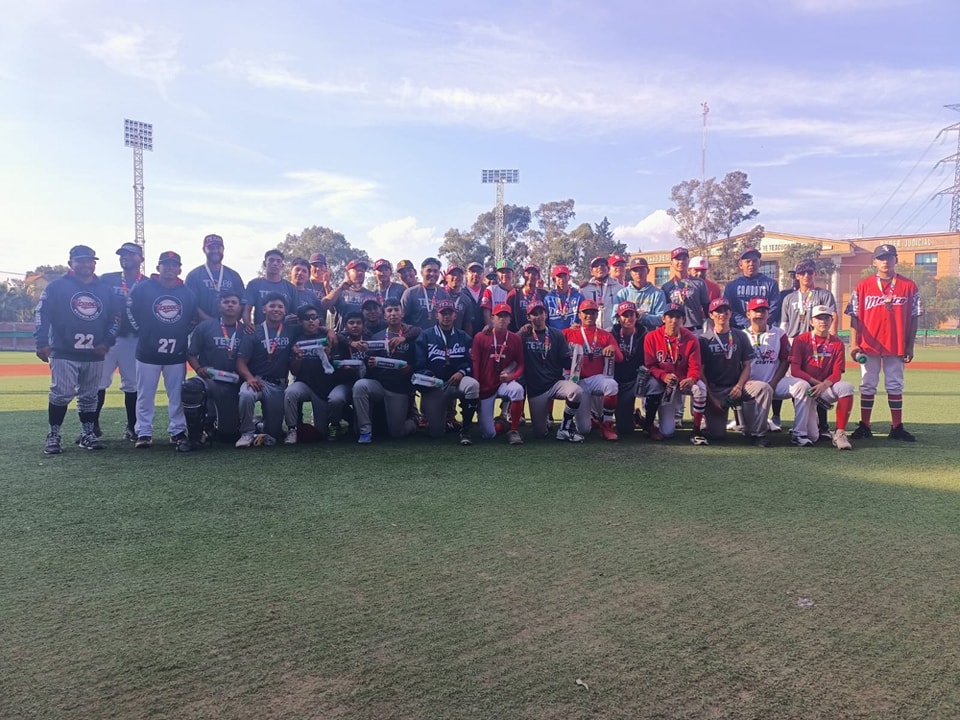 Felicitamos al equipo juvenil de beisbol y femenil de softbol