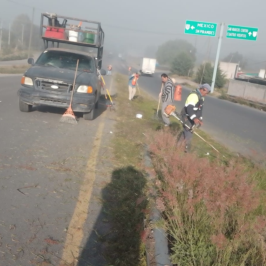 1670073523 183 Personal de la Coordinacion de Parques y Jardines terminaron su