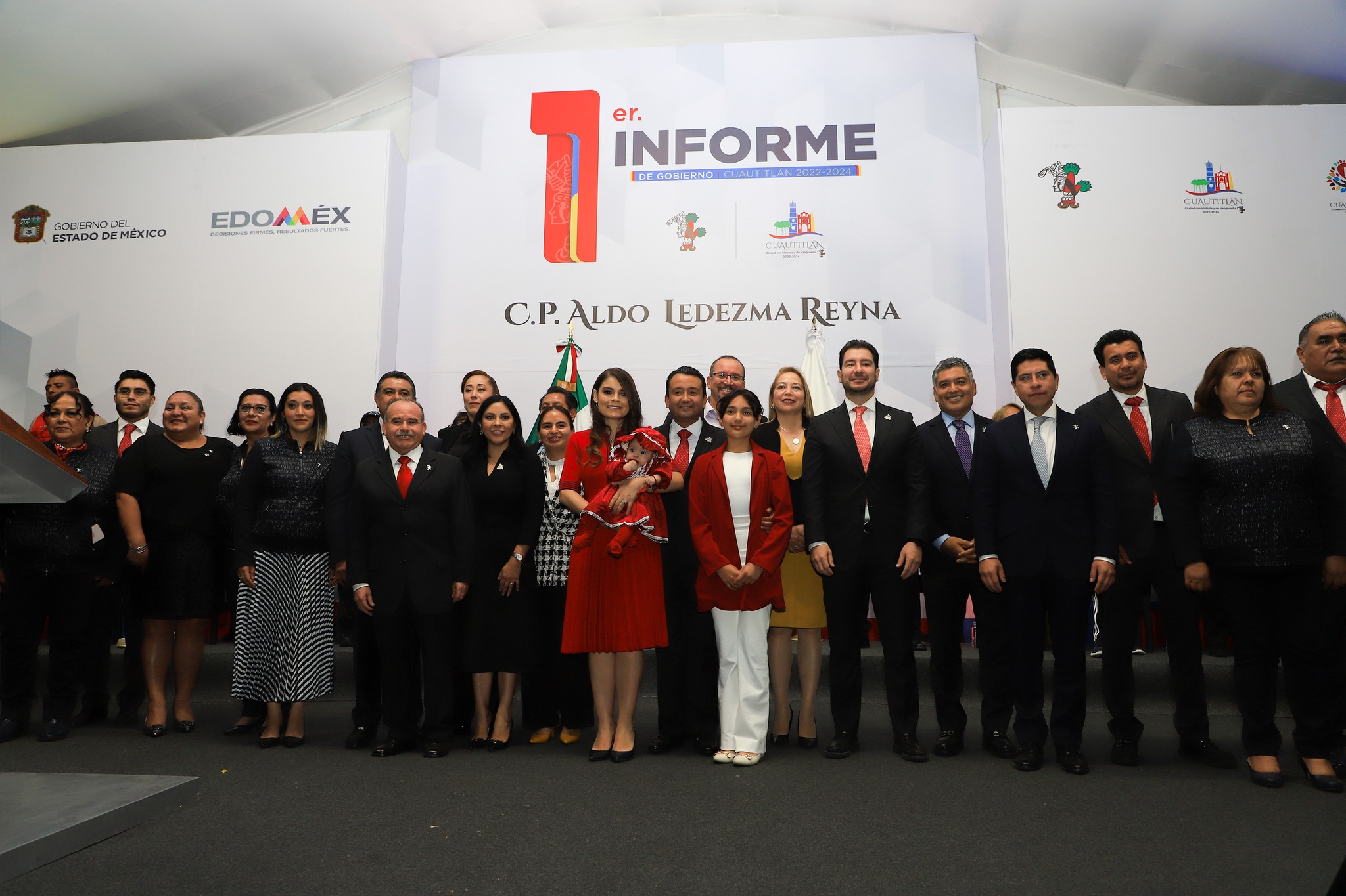 1670075017 533 Al rendir su primer 1er Informe de Gobierno ante los