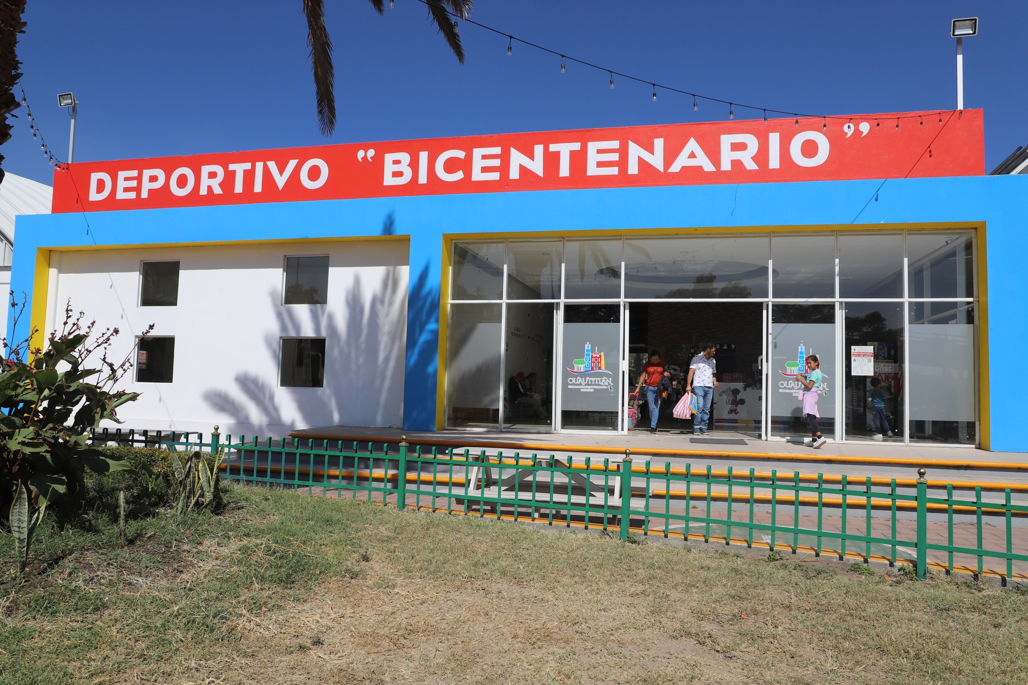 1670111462 2 En las instalaciones municipales de la Alberca de Deportivo Bicentenario