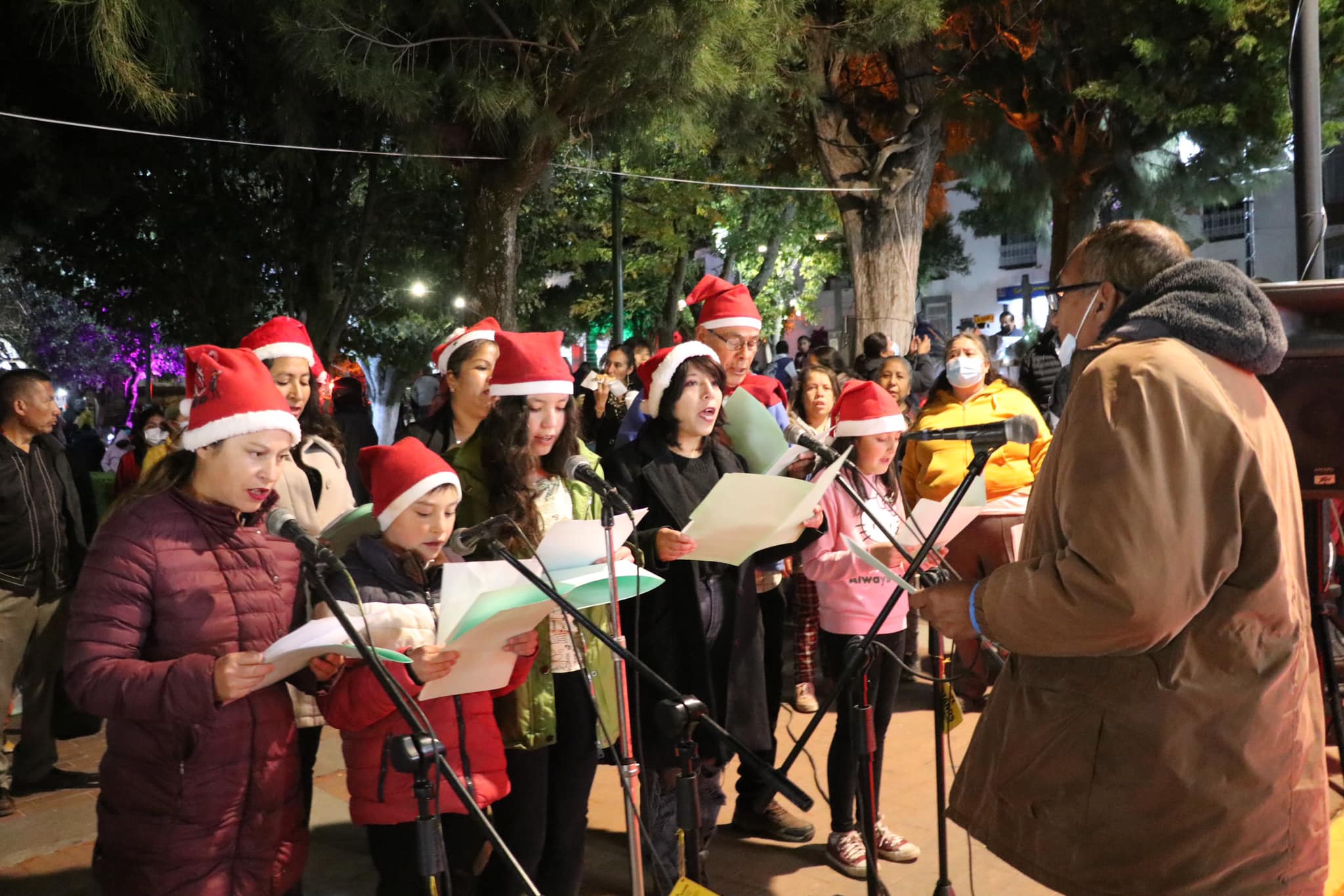 1670242527 100 ¡La navidad llego a Jocotitlan El Presidente Municipal Jesus Cedillo