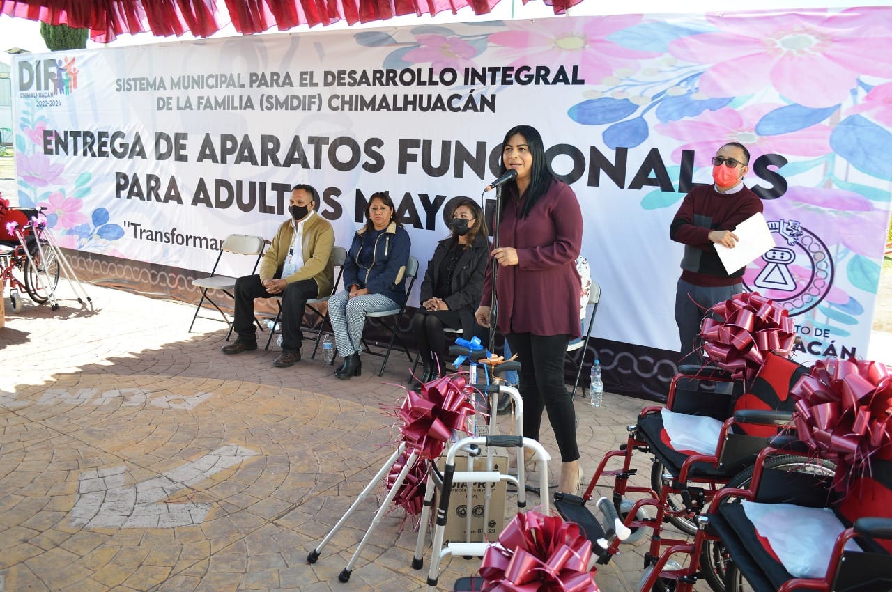 1670339959 846 DIF CHIMALHUACAN ENTREGA APARATOS FUNCIONALES A PERSONAS DE LA TERCERA