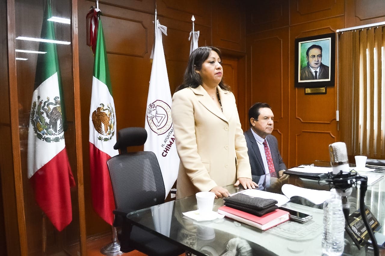 1670347507 595 PRESIDENTA DE CHIMALHUACAN ENTREGA PRIMER INFORME EN SESION SOLEMNE DE