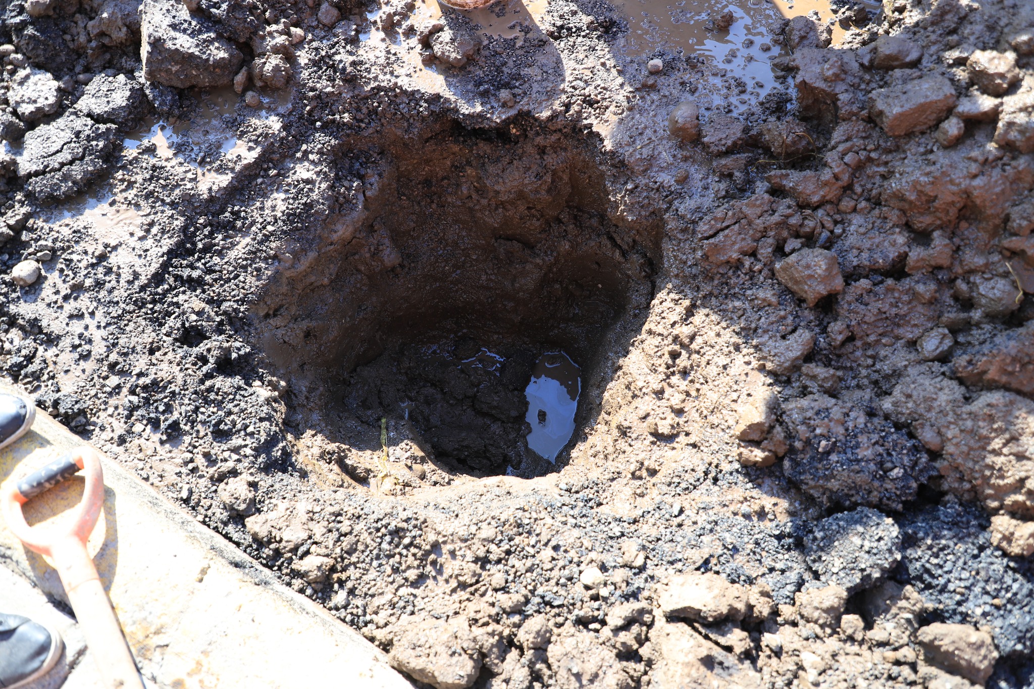 1670442042 218 Durante las obras de repavimentacion de la calle 1 en