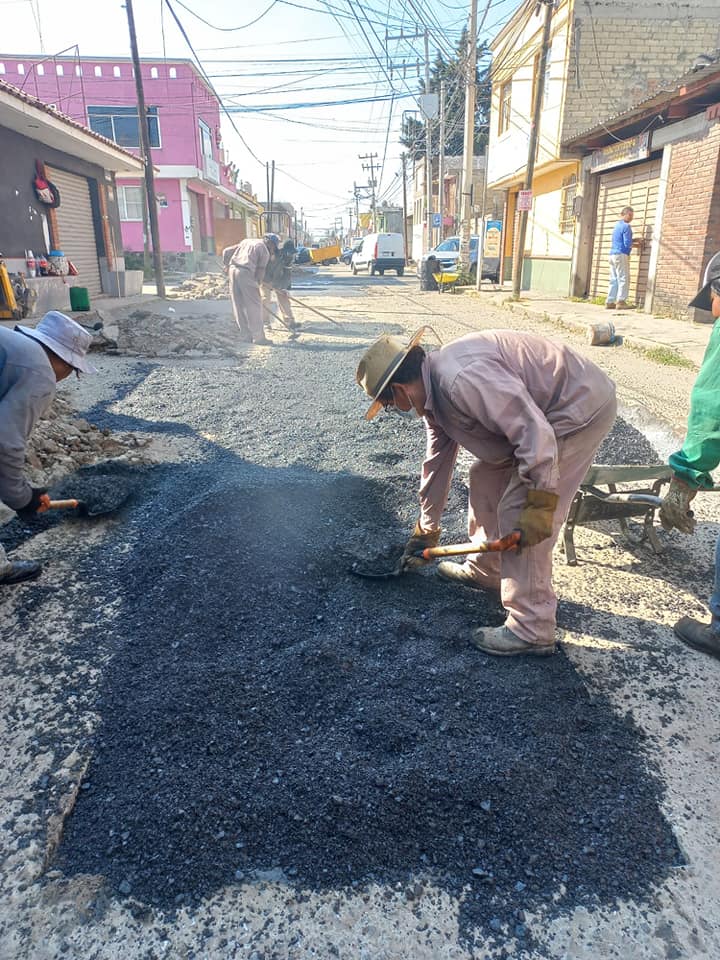 1670542587 363 ¡Seguimos mejorando las calles de nuestro municipio