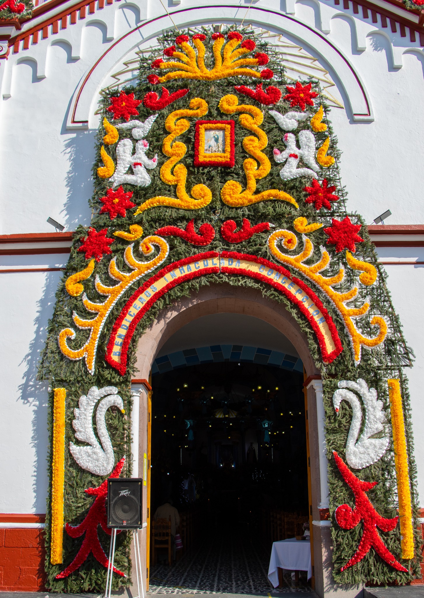 1670587551 771 El 8 de diciembre de 1990 se consagra la iglesia