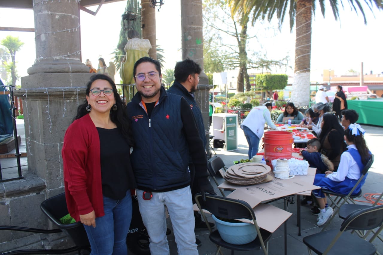 1670676952 828 El Taller de Adornos Navidenos de con Reciclado fue un