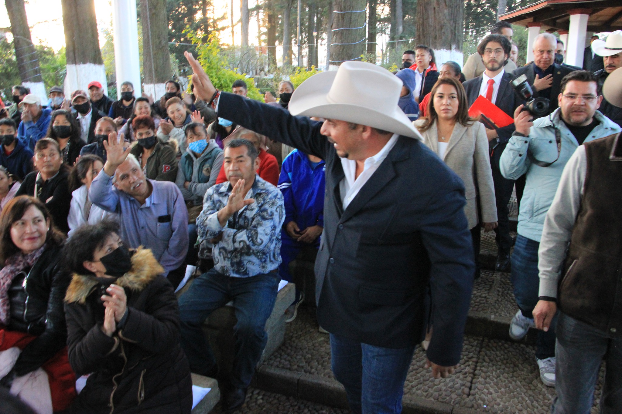 1670708400 457 Rindio su Primer Informe de Resultados el alacalde Andri Correa