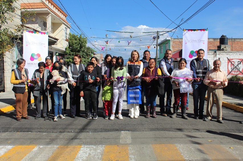 1670760306 665 Continuamos con la entrega de Obra de Pavimentacion en la