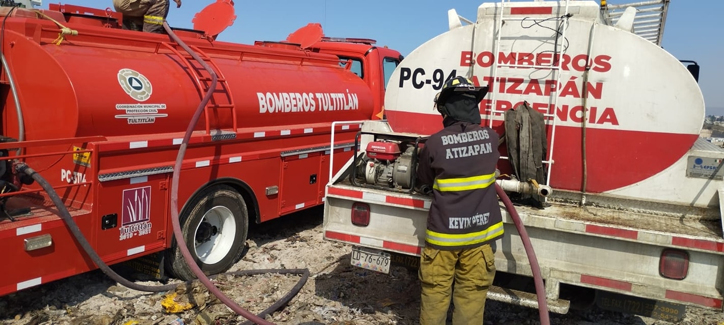 1670798970 608 Elementos del equipo de Bomberos AtizapanDeZaragoza apoyaron en el control