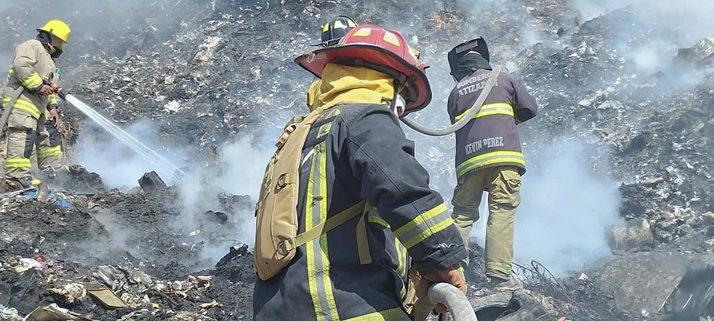 1670798971 530 Elementos del equipo de Bomberos AtizapanDeZaragoza apoyaron en el control