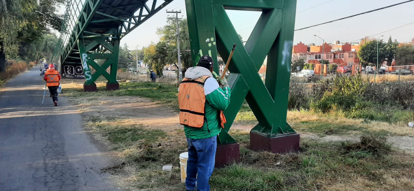 1671123879 558 Cuadrillas de la Direccion de Servicios Publicos Cuautitlan Izcalli realizaron