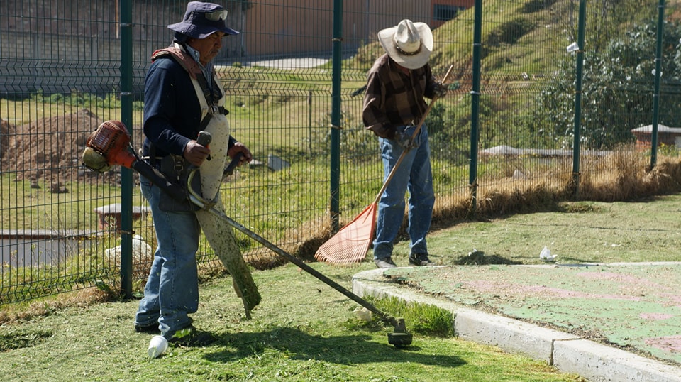 1671231731 517 Con el objetivo de mantener las areas publicas limpias la