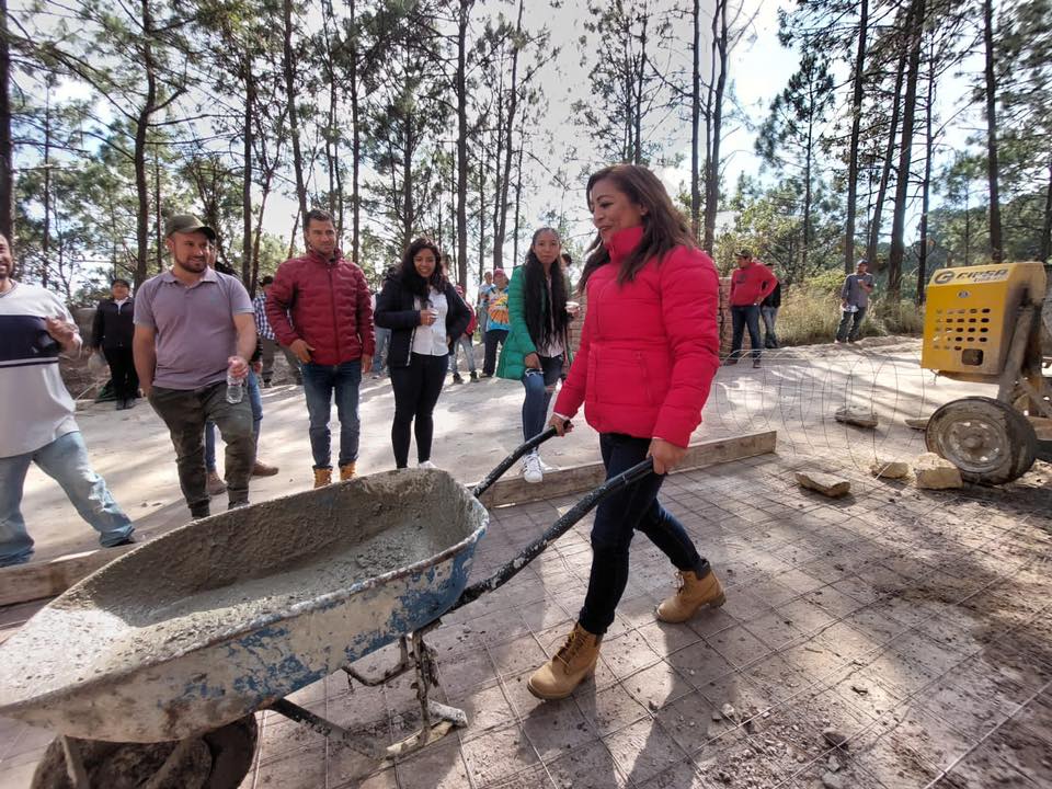 1671290891 264 El Lic Jose Alberto Mejia Santa Olalla Presidente Municipal de