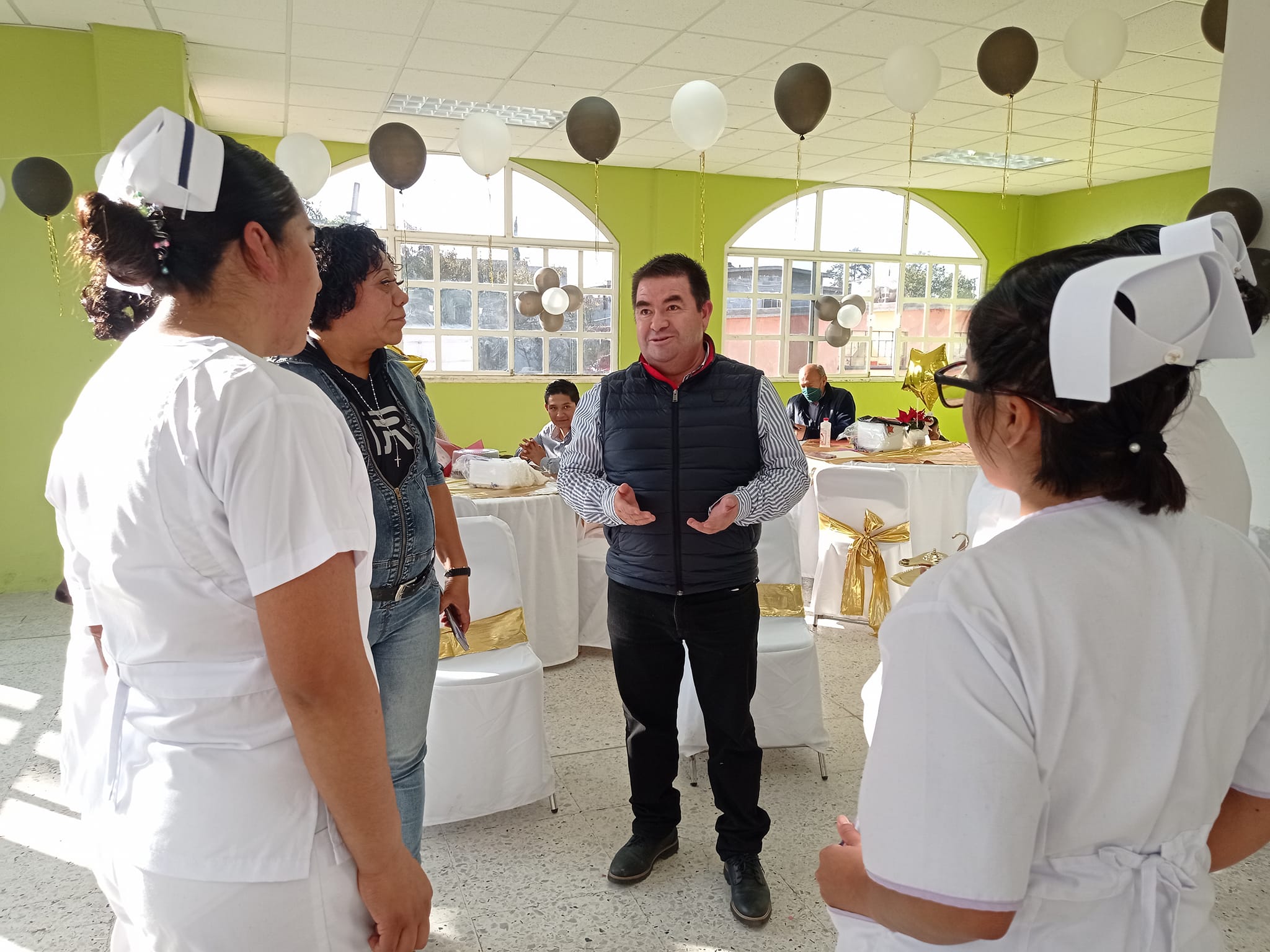 1671302520 706 Entrega de cofias a graduados del curso de enfermeria de