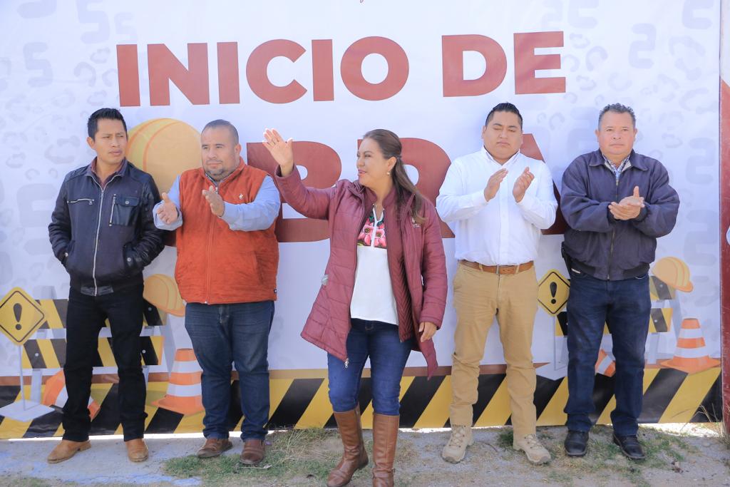 1671482218 735 Por mejor movilidad iniciamos pavimentacion asfaltica en calle Colon de