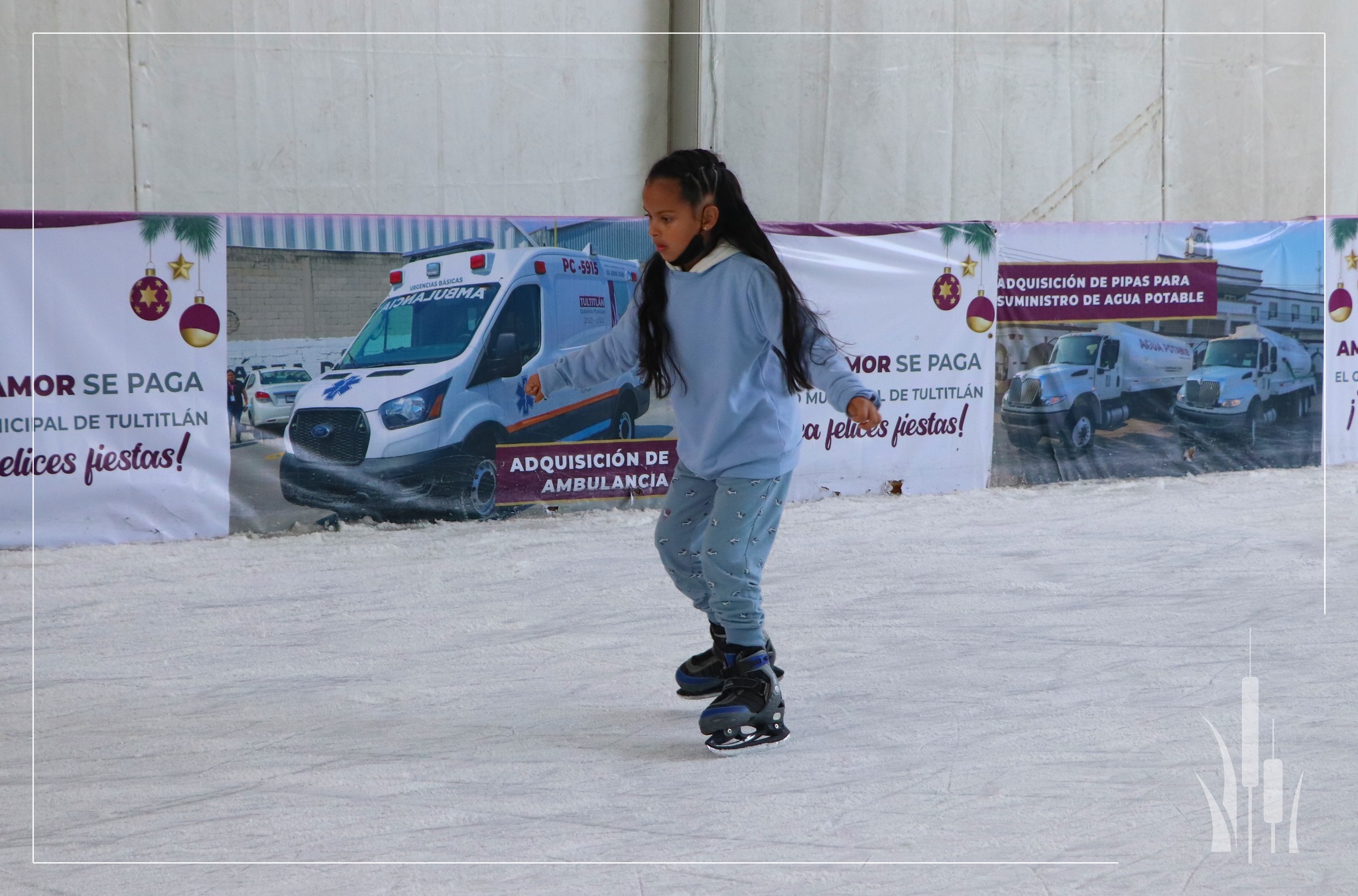 1672179702 7 Acude a nuestra pista de hielo ubicada en la Plaza