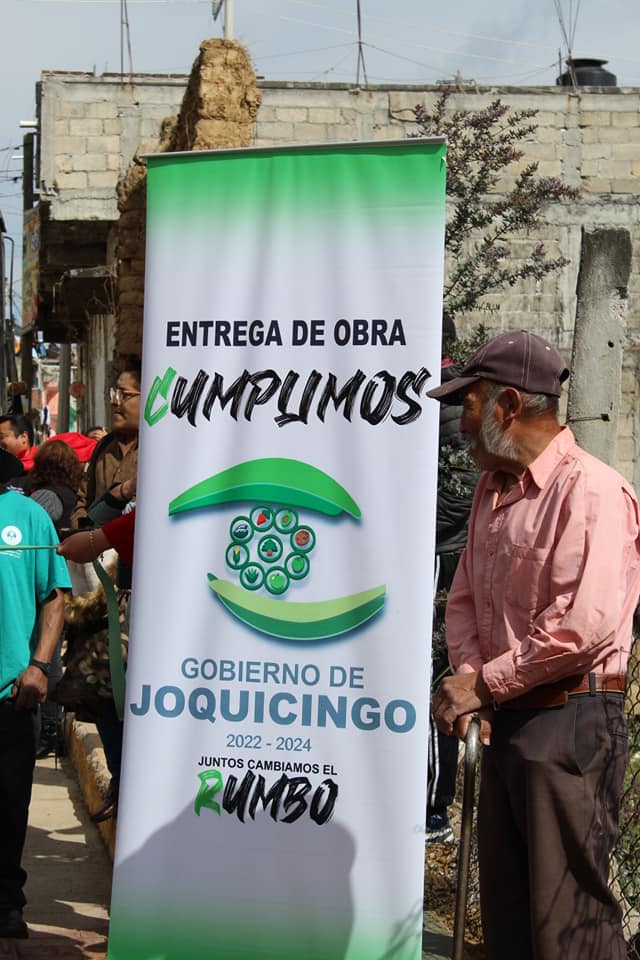 1672349991 785 ENTREGA DE SEGUNDA OBRA DE PAVIMENTACION EN LA CALLE MIGUEL