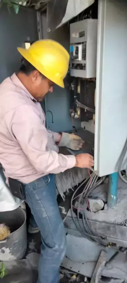 AVISO Por trabajos de mantenimiento electrico se suspende el funcionamiento jpg