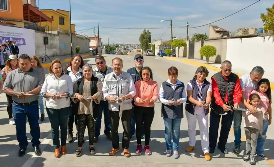 Al entregar la obra de rehabilitacion con concreto asfaltico de jpg