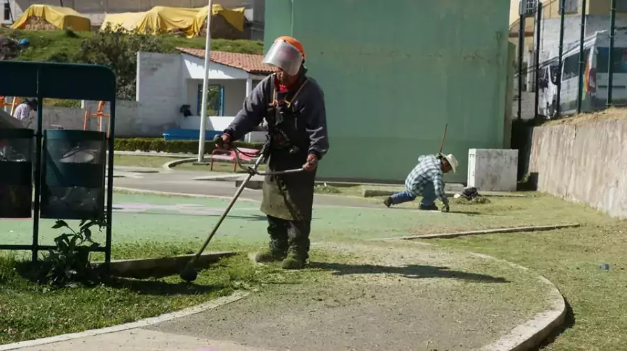 Con el objetivo de mantener las areas publicas limpias la jpg