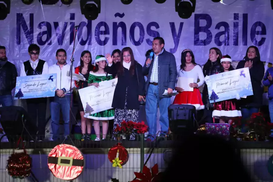 Concurso anual de villancicos y baile colegial jpg