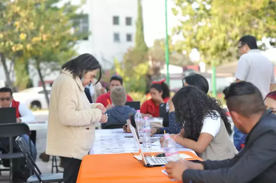 En coordinacion con la Secretaria de Bienestar e Infonavit se jpg