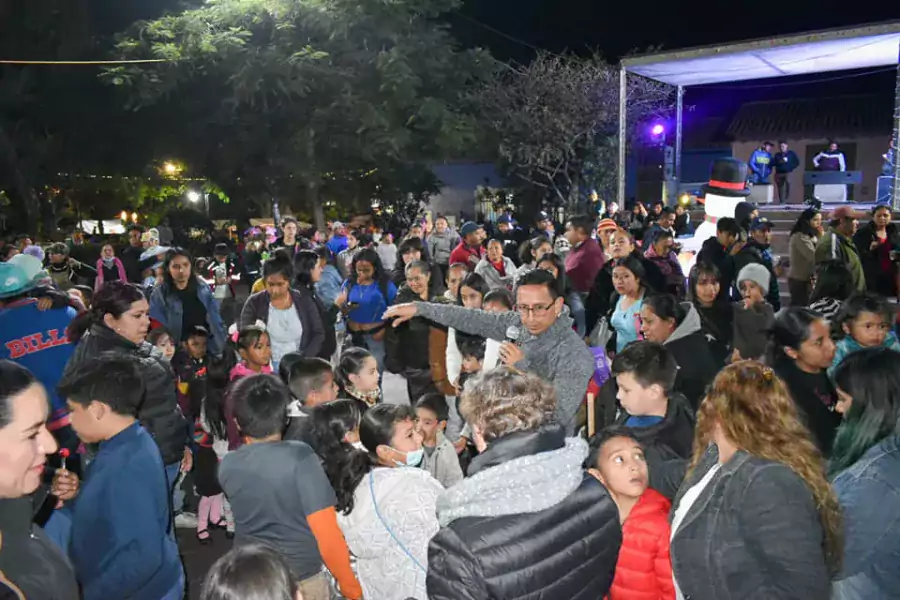 En la explanada del ayuntamiento de Malinalco se llevo a jpg