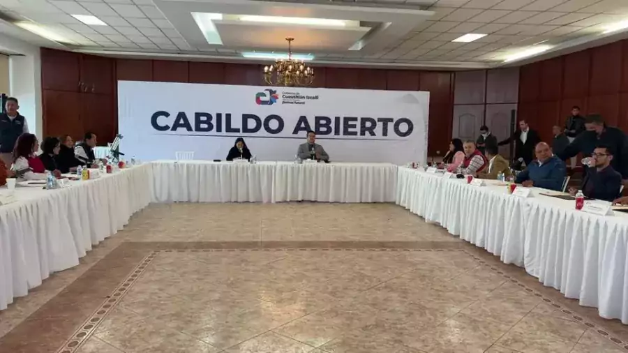 EnVivo Iniciamos la sesion de Cabildo abierto en el Salon jpg