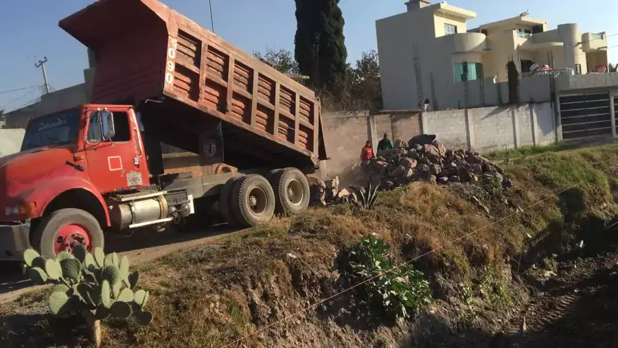 Estamos realizando la obra denominada Encortinado de la Prolongacion Torrente jpg